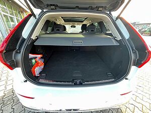 Volvo  Recharge T6 Core PANO | STANDH | SITZH|LED