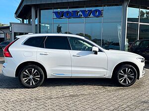 Volvo  Recharge T6 Core PANO | STANDH | SITZH|LED